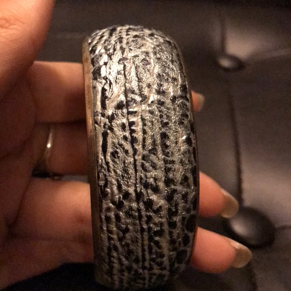 NWT Vintage Midnight Bracelet - Picture 2 of 4